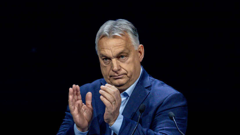 Орбан встретился с Ле Пен и назвал её будущим президентом Франции