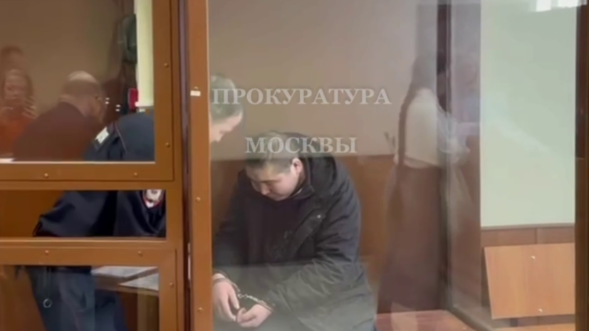 Суд в Москве арестовал мужчину, взорвавшего банкомат петардой