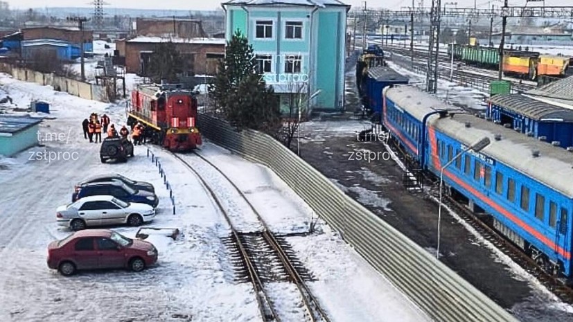 В Кемеровской области тепловоз сошёл с рельсов