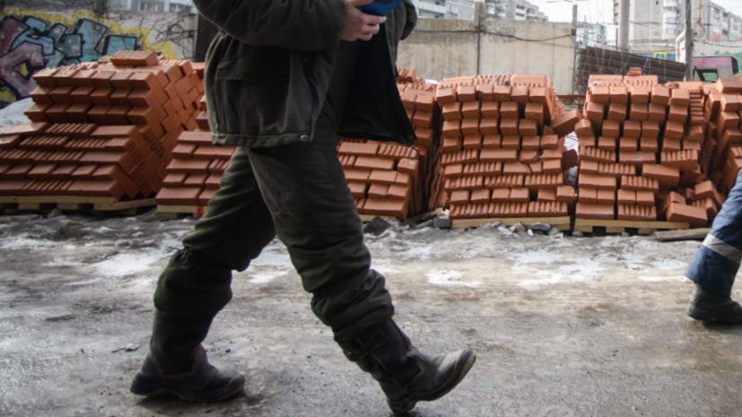 Строители из ЯНАО восстановили 16 квартир в Авдеевке