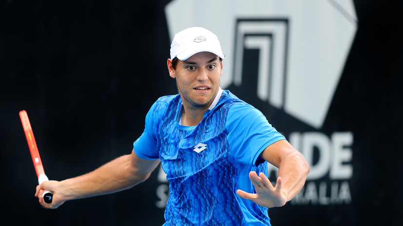 Котов уступил Фонсеке на старте турнира в Финиксе