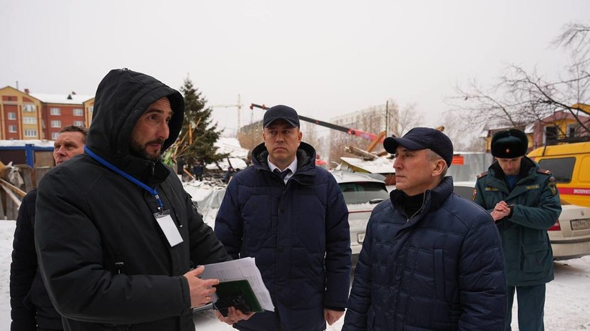 Губернатор Моор посетил Тобольск после взрыва газа в жилом доме