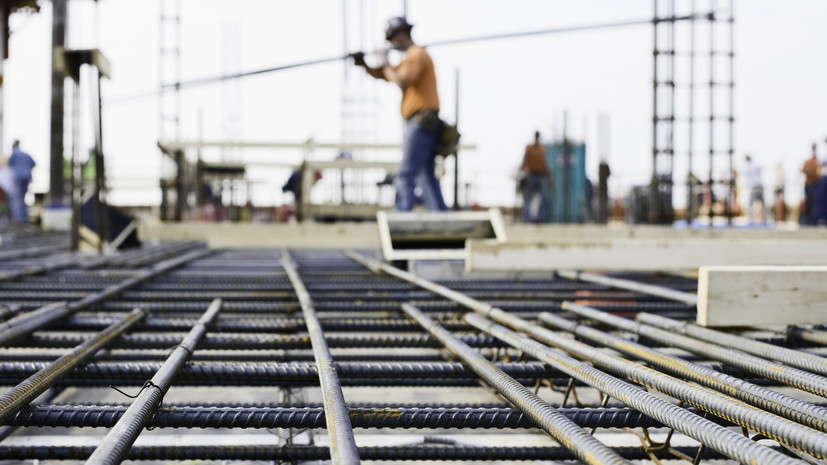 В Подмосковье построят пять современных переходов через железную дорогу