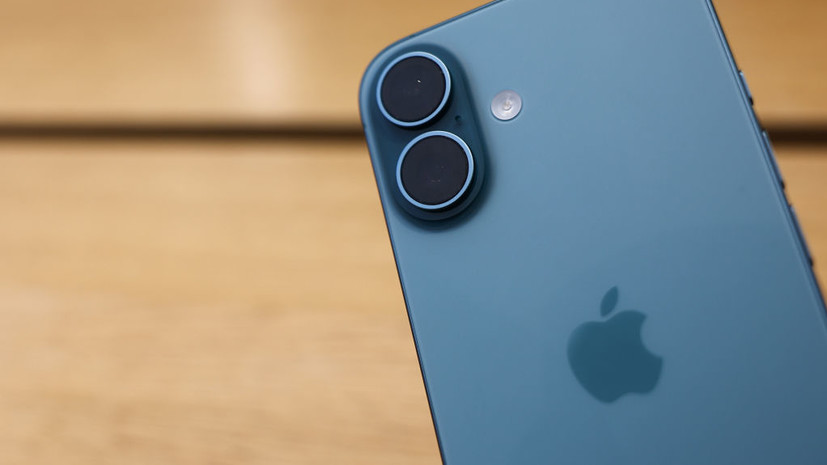 Профессор Славин рассказал, как отличить оригинальный смартфон от подделки