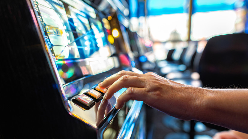 Психолог Чернякова: лудомания начинается с простого интереса