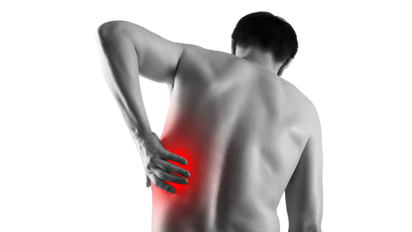 Врач Федосеева: боль под левой лопаткой может указывать на инфаркт