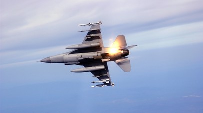ВО: появилось видео полёта истребителя F-16 над Украиной