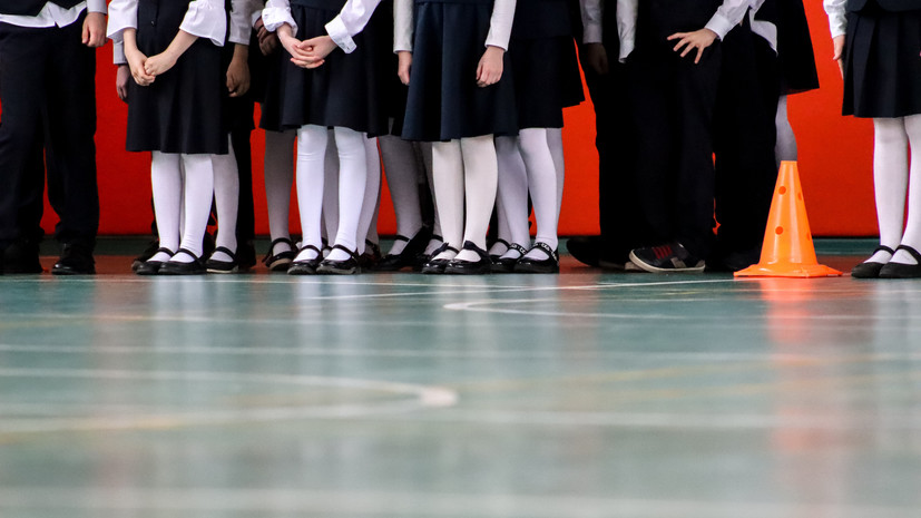 В Тверской области запустили кампанию по обеспечению ряда детей бесплатной школьной формой