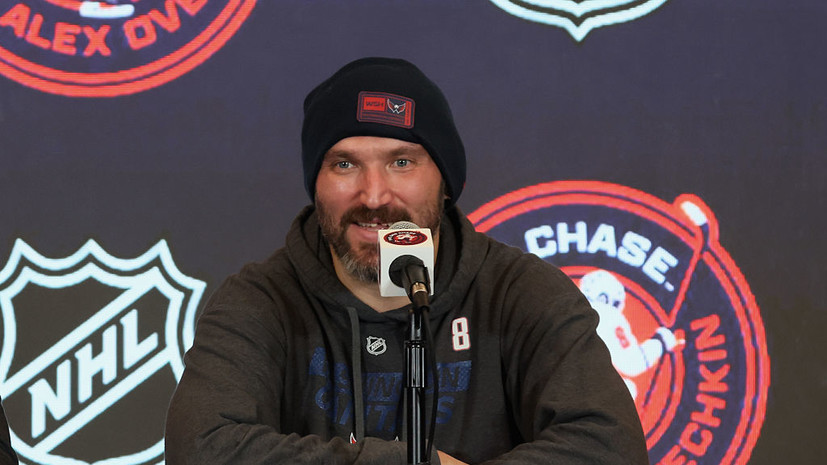 Овечкин раскрыл, что написал ему Гретцки перед матчем с «Чикаго»