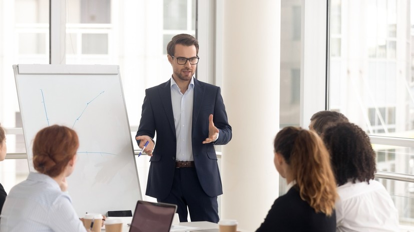 Депутат Аксёненко отметил важность просветительской работы в борьбе с нецензурщиной