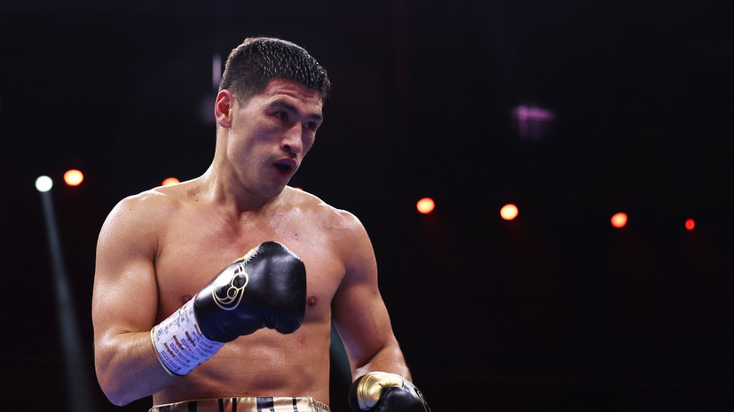 Бенавидес отреагировал на решение Бивола не защищать титул WBC