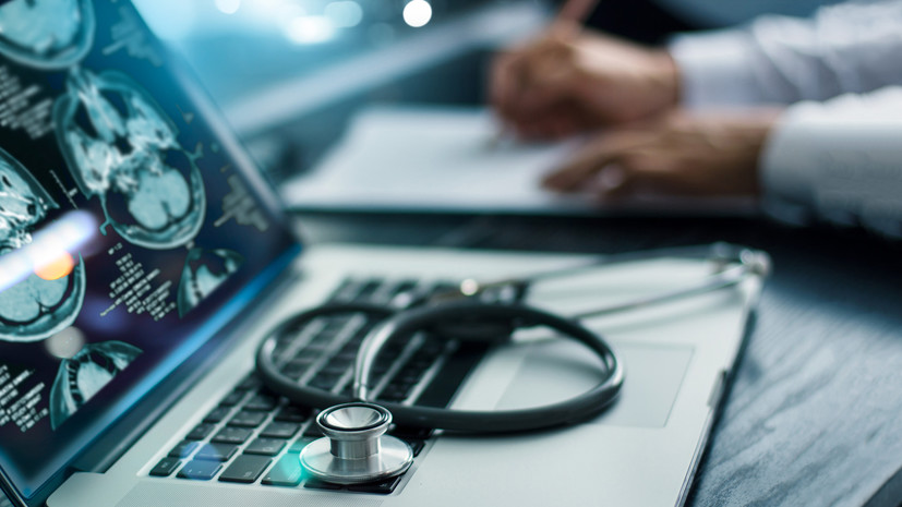 Невролог Демьяновская рассказала о ранних симптомах болезни Паркинсона