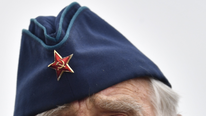 Тюменские власти поздравили ветерана Залялова с 99-летием