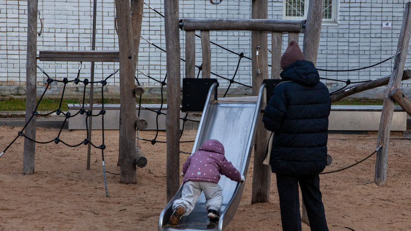 Подмосковные спасатели напомнили о правилах безопасности для детей на прогулке