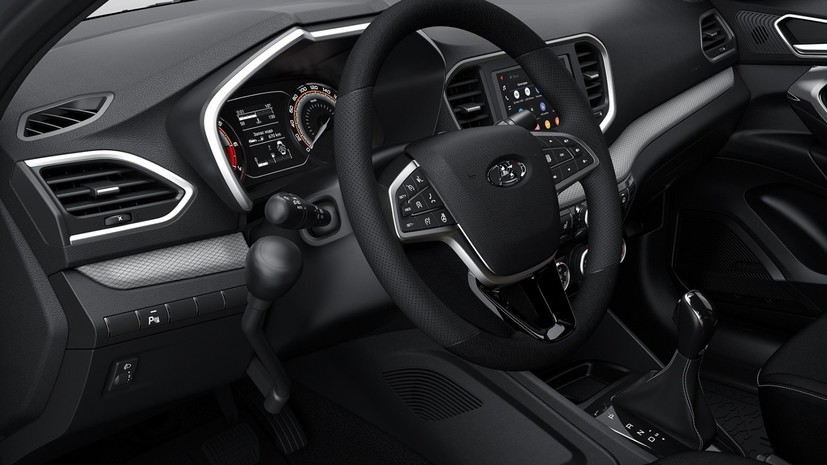 «Известия»: в Тольятти начали производство Lada Vesta с ручным управлением