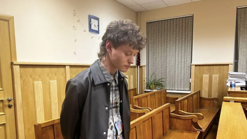 Суд оставил в силе приговор певцу Шарлоту