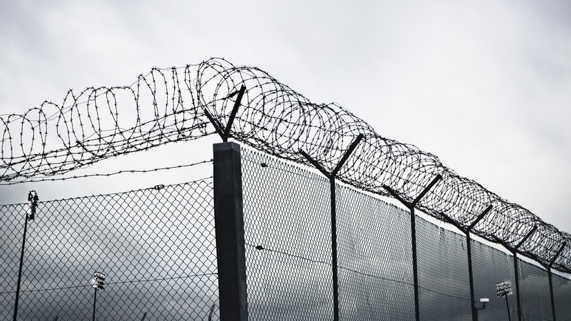 BFMTV: несколько тюрем во Франции подверглись нападениям неизвестных