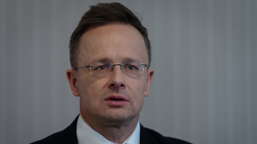 Сийярто: только венгры могут помешать Брюсселю «затолкать» Украину в ЕС