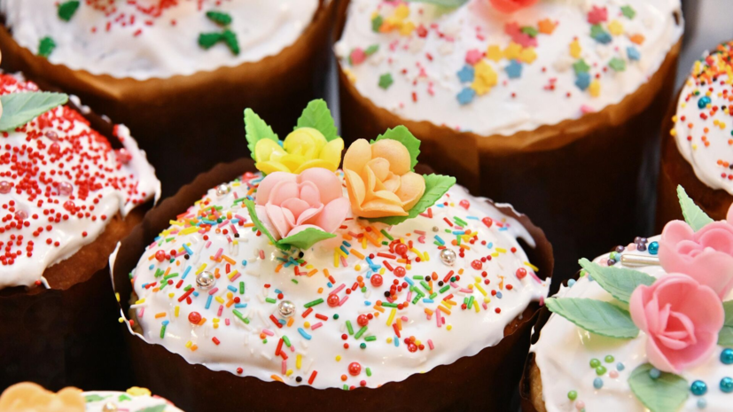 Эндокринолог Шведова: не стоит налегать на куличи после поста