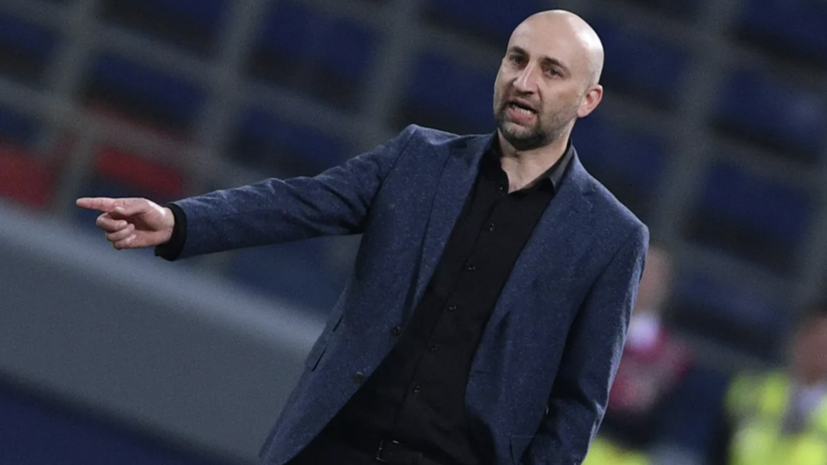 СЭ: Адиева представили футболистам «Химок»