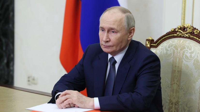 Путин: необходимо организовывать стажировки для студентов на космодромах