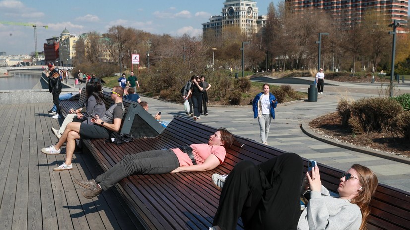 Синоптик Позднякова: в Москве 19 апреля потеплеет до +24 °С