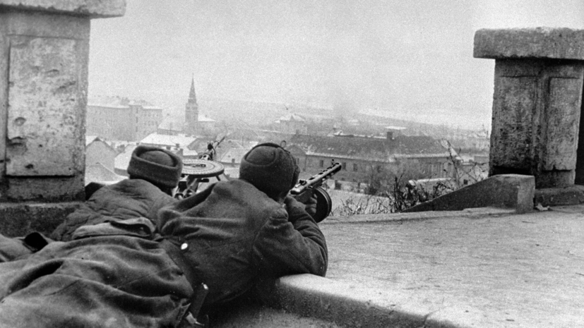 Военкор Анна Школа: важно сохранять память о подвигах в годы Великой Отечественной