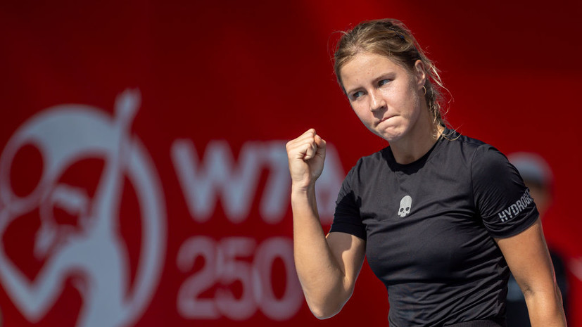 Российская теннисистка Захарова призналась, что хотела сменить гражданство
