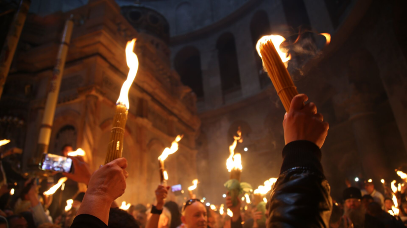 Делегация России прибыла в храм Гроба Господня в Иерусалиме за Благодатным огнём