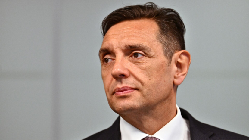 ТАСС: вице-премьера Сербии Вулина убрали из правительства из-за давления Запада