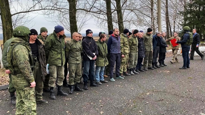 Вернувшиеся из плена российские военные находятся в Белоруссии