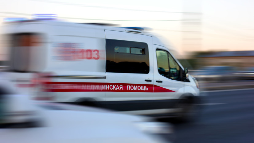 SHOT: в районе РАН в Москве водитель Toyota сбил двух пешеходов
