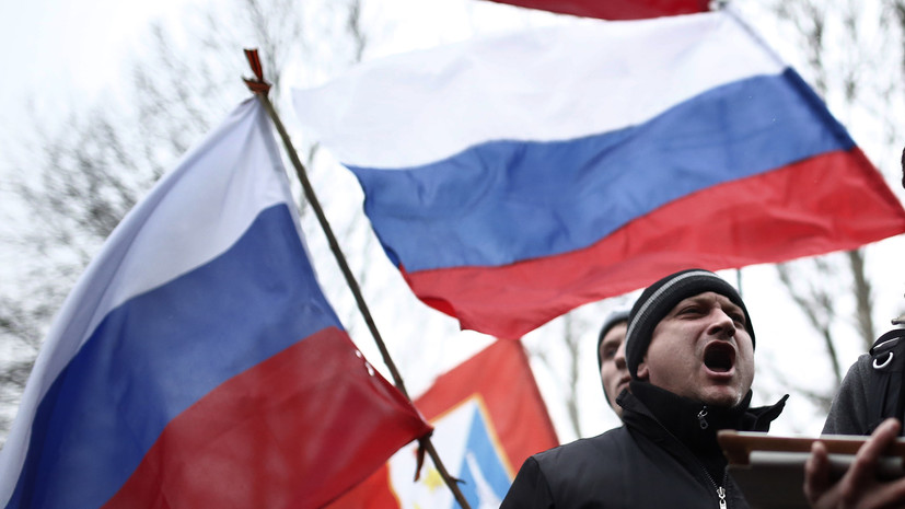 «СТРАНА.ua»: Киев может лишиться помощи за отказ признать Крым российским