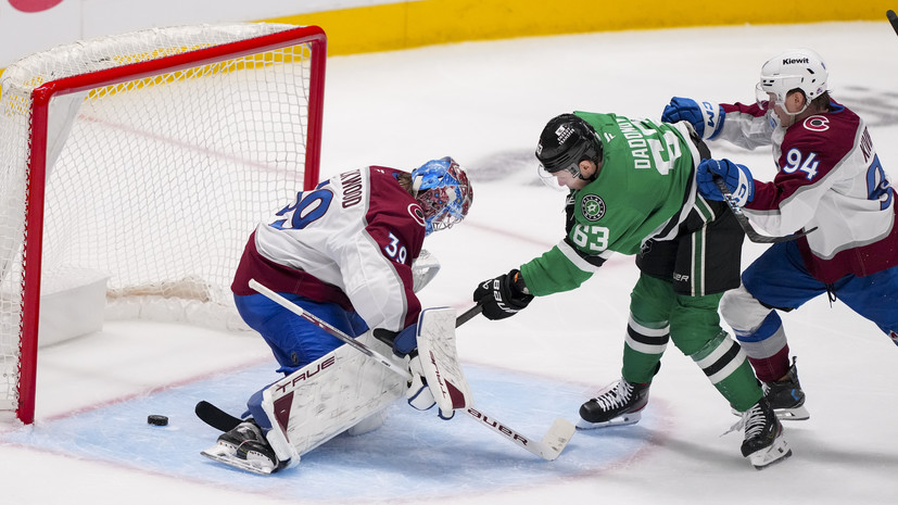 Гол Дадонова помог «Далласу» сравнять счёт в серии с «Колорадо»