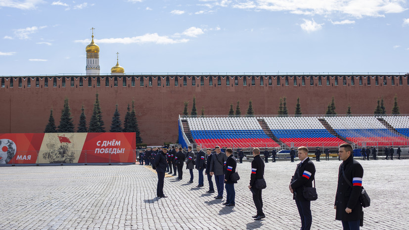 Миронов предложил 9 мая повергнуть гитлеровские знамёна к стенам Кремля