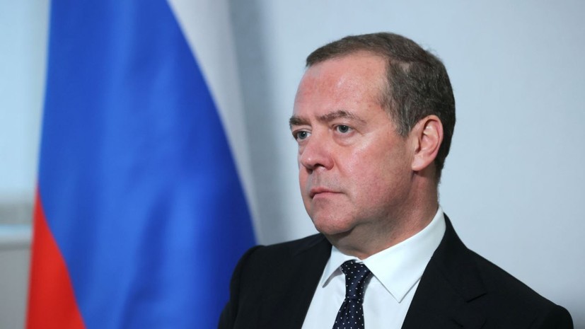 Медведев: фигуранты многих дел МУС не представляют угрозу всему человечеству
