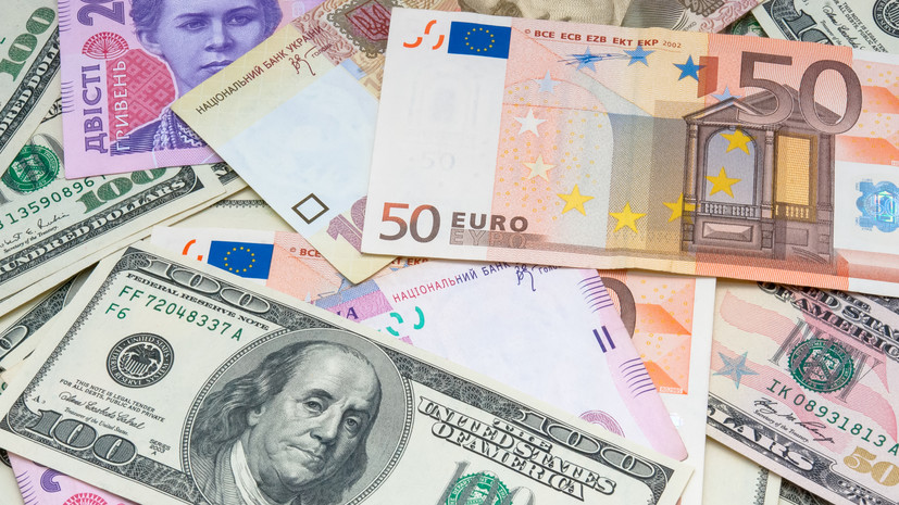 FT: Украина в мае может объявить дефолт по части долга