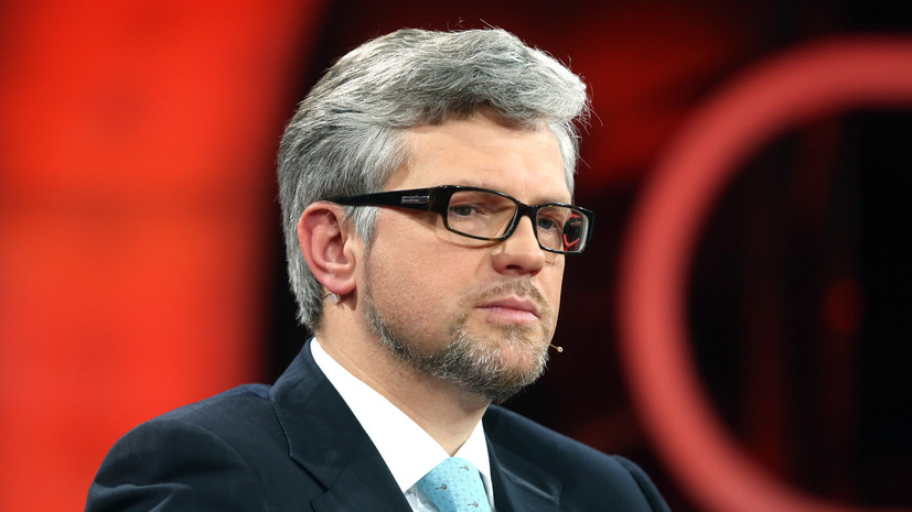 Захарова предложила бывшему послу Украины в ФРГ Мельнику обратиться к врачу