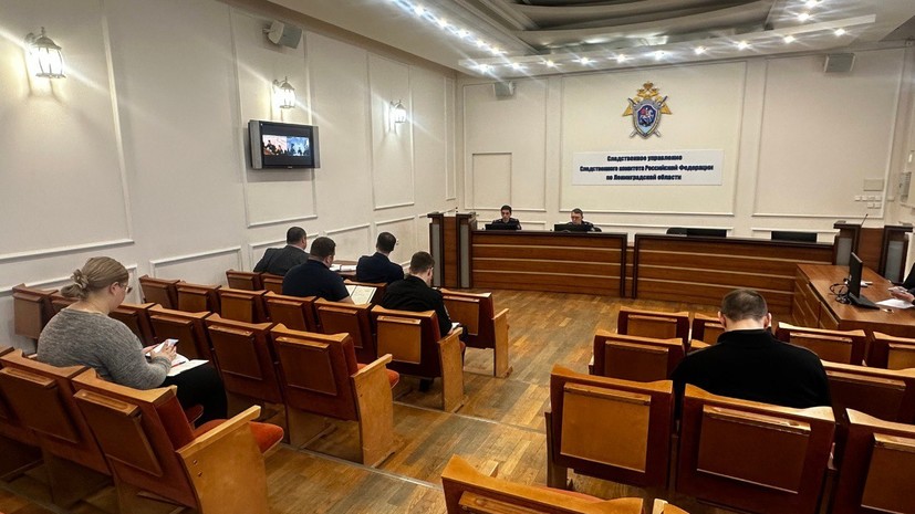 ФСБ и Росгвардию подключили к розыску после убийства полицейского в Ленобласти