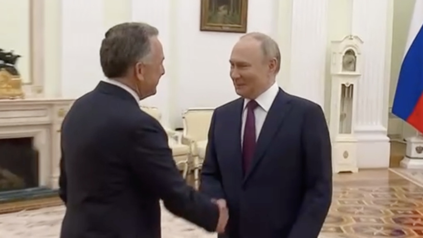 Опубликовано видео новой встречи Путина и Уиткоффа в Москве