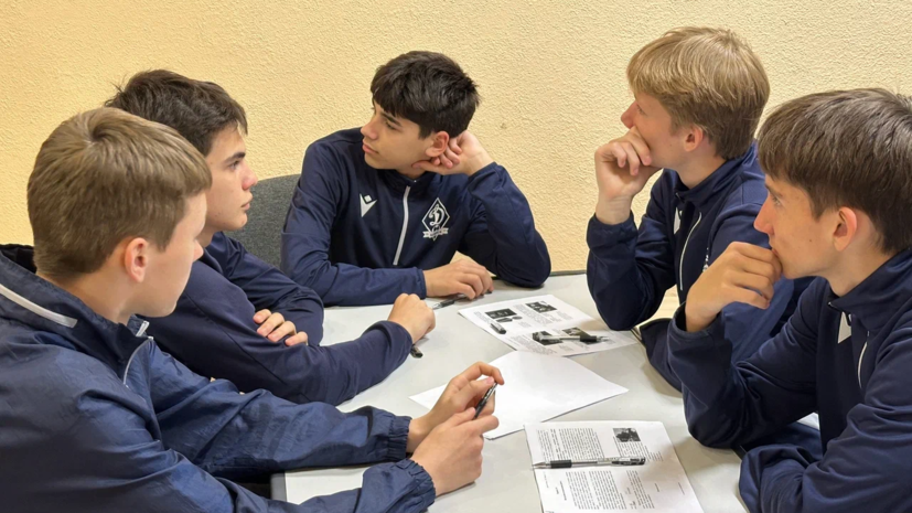 РФС провела акцию «Диктант Победы» для игроков ЮФЛ, МФЛ и МЮФЛ