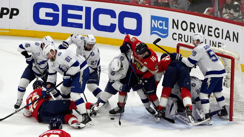 «Флорида» одержала третью победу в серии с «Тампой», у Василевского 19 сейвов