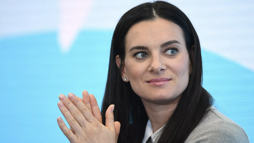 Исинбаева задолжала налоговой России более 1 миллиона рублей