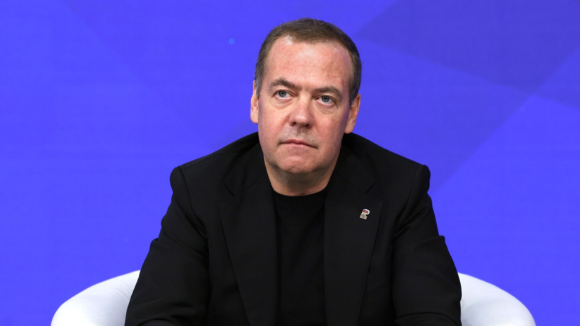 Медведев назвал бредом разговоры о том, что Россия пытается напасть на Европу