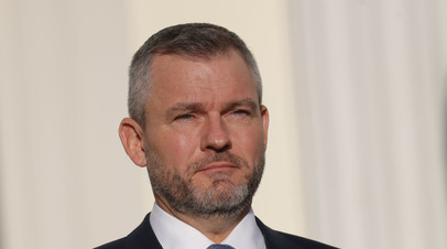 Пеллегрини раскритиковал послов ЕС за отказ почтить память советских воинов
