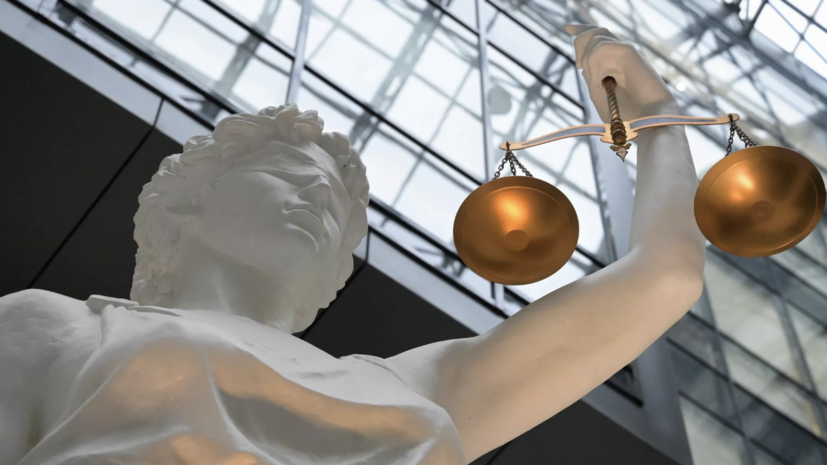 Продюсер Днепровский подал две тысячи исков  для защиты прав на «Синий трактор»