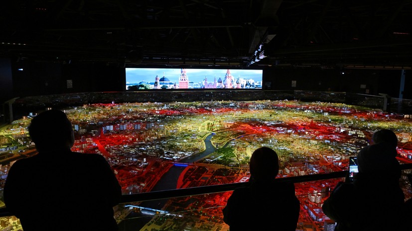 Павильон «Макет Москвы» на ВДНХ подготовил светотехническое шоу ко Дню Победы
