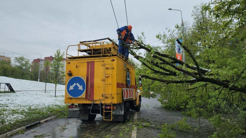 Воробьёв: 26 тысяч жителей Московской области остались без света из-за непогоды