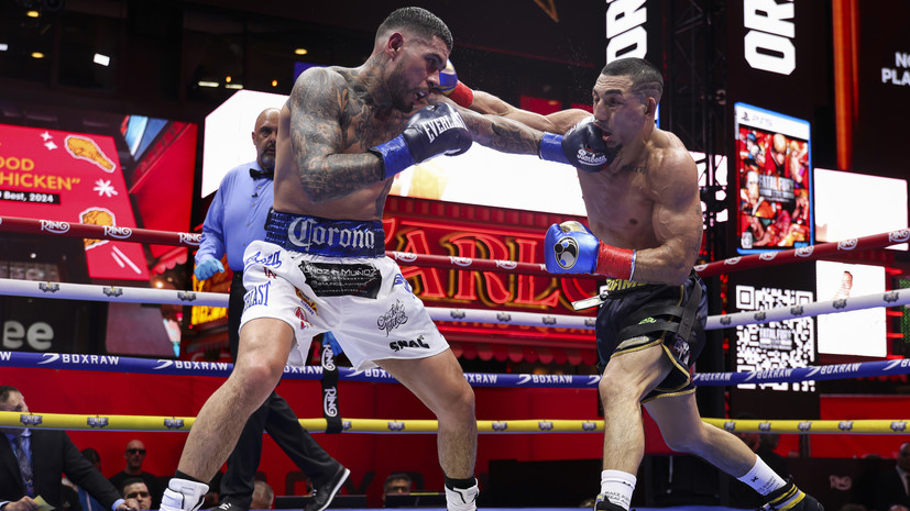 Лопес победил Барбозу и защитил чемпионский титул WBO