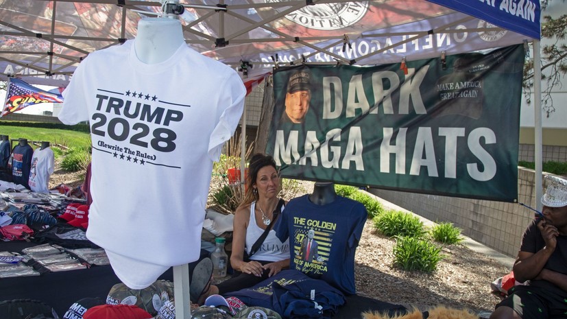 Американист: Трамп словами о выборах в 2028 году отвлекает внимание от проблем